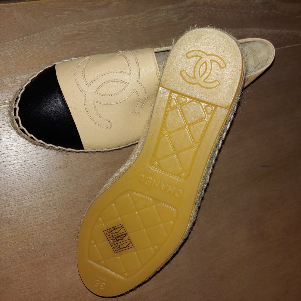 CHANEL espadrilles - Picture 2 of 2